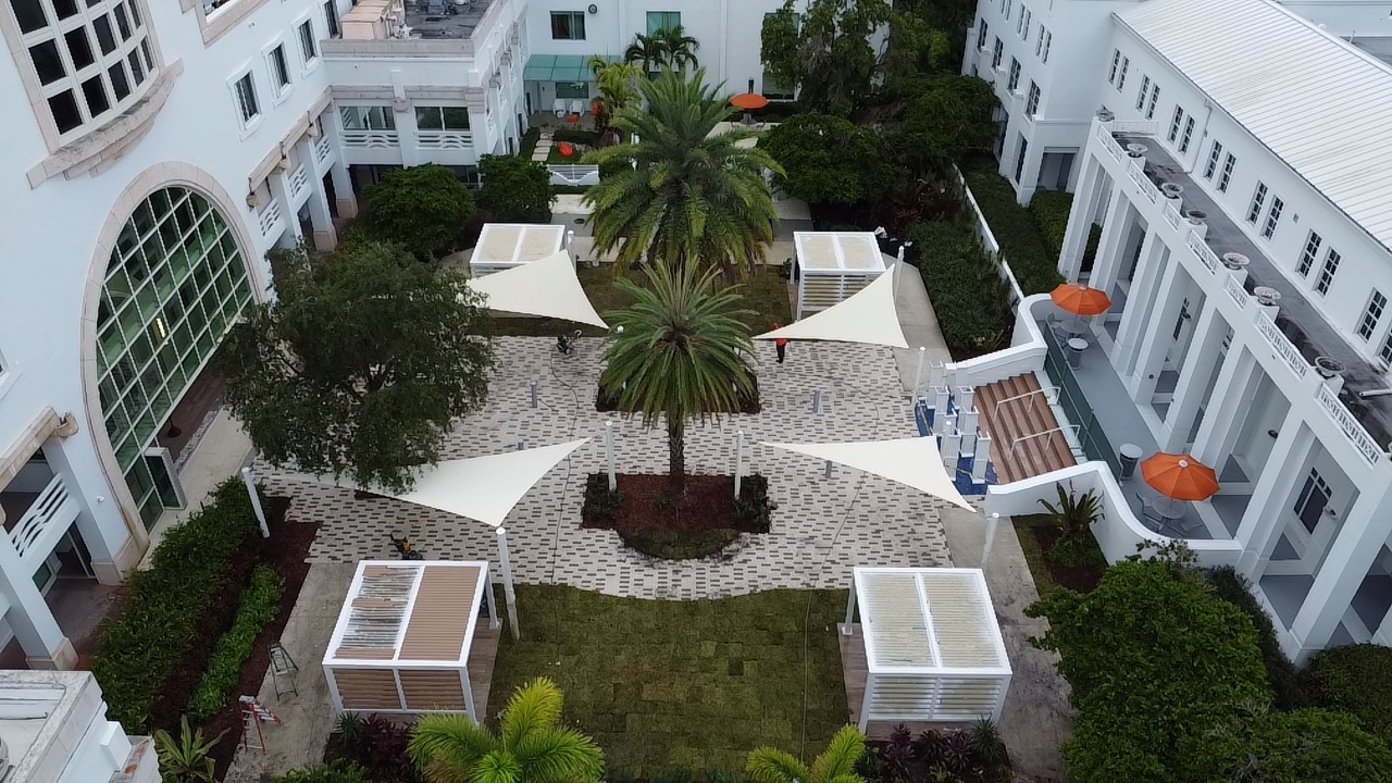 UM Sylvester Comprehensive Cancer Center Dolphin Challenge Courtyard Renovation
